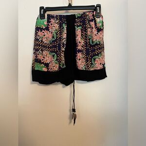 Tea n Rose High Waist Black and Pink Floral Shorts